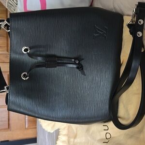 Authentic LV NeoNoe MM Black Epi